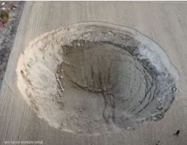 حدث غريب في تركيا.. فيديو لحفرة عملاقة تثير حيرة الجميع