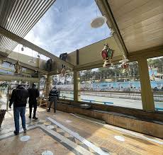 المحكمة الادارية تقرر وقف قرار بلدية اربد ضد “حلويات نفيسة”ومنع إزالة الترس المتنازع عليه