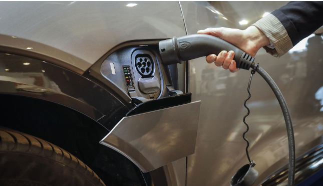 اتفاقية لإنشاء 3 مصانع للسيارات الكهربائية في الأردن والامارات ومصر