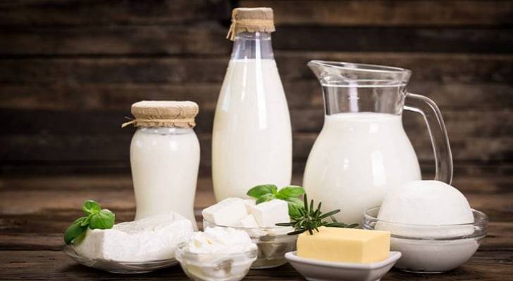 صوالحة يحذر من قيام المصانع برفع اسعار الالبان.. وينفي اي نقص في كميات الحليب