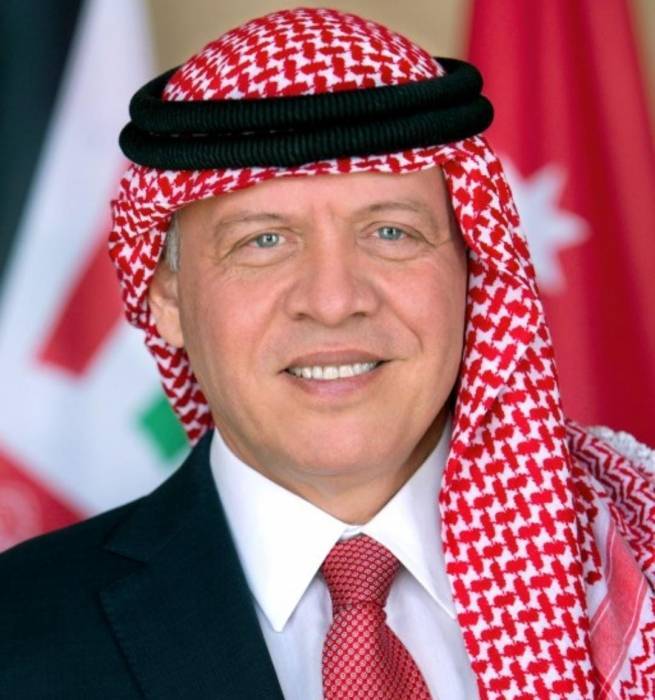 الملك يعزي الفريق الركن المتقاعد متعب وصيوص فهد  الزبن بوفاة زوجته