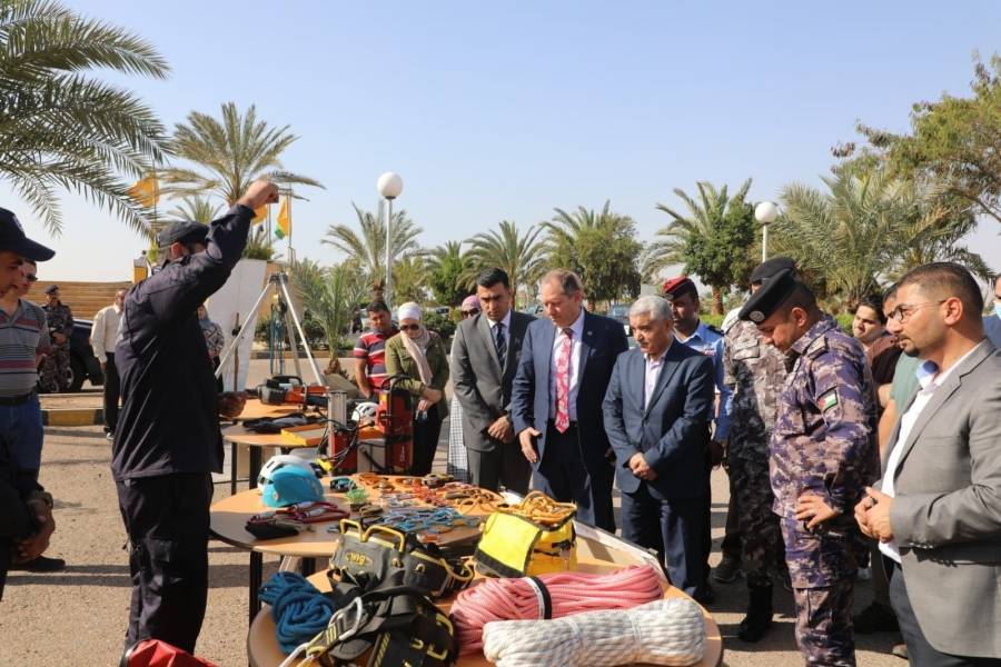 مديرية الأمن العام تحتفل باليوم العالمي للدفاع المدني ...صور