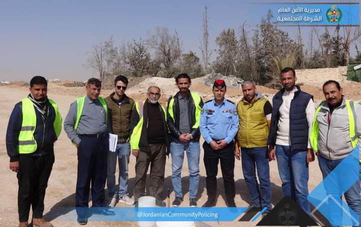 أنشطـة توعويـة ومجتمعيـة تنفذهـا الشرطـة المجتمعيـة فـي الباديـة