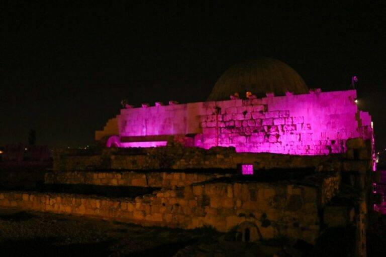 إضاءة معالم عمّانية بمناسبة يوم المدينة