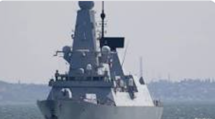 البحرية البريطانية تصادر أسلحة إيرانية مهربة في خليج عمان