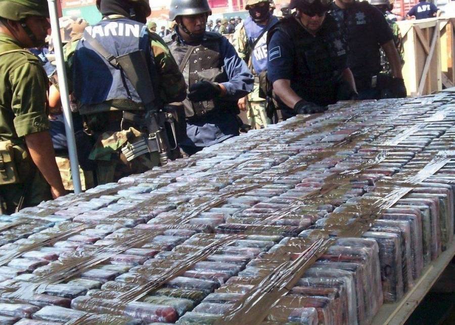 أكبر عملية ضبط للمخدرات في العالم .... في أكياس  الطحين والسكر