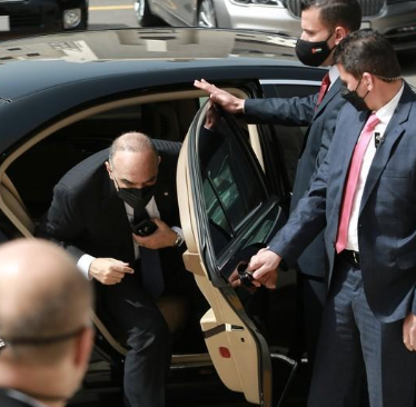 الخصاونة: أُصر بأن أجمل الأيام لم تأتِ بعد