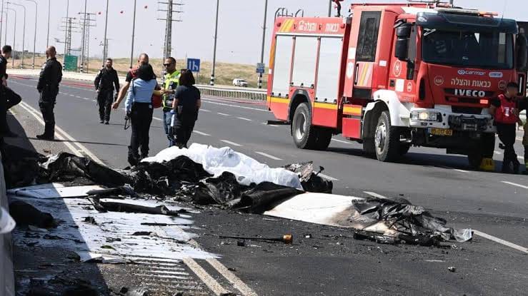 مقتل إسرائيليَّيْن بحادثة تحطم طائرة في النقب... تفاصيل