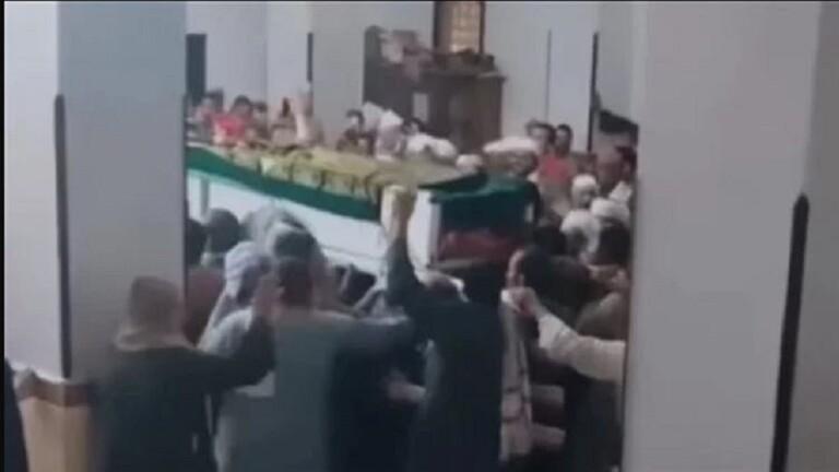 نعش مواطن مصري يرفض الخروج من المسجد