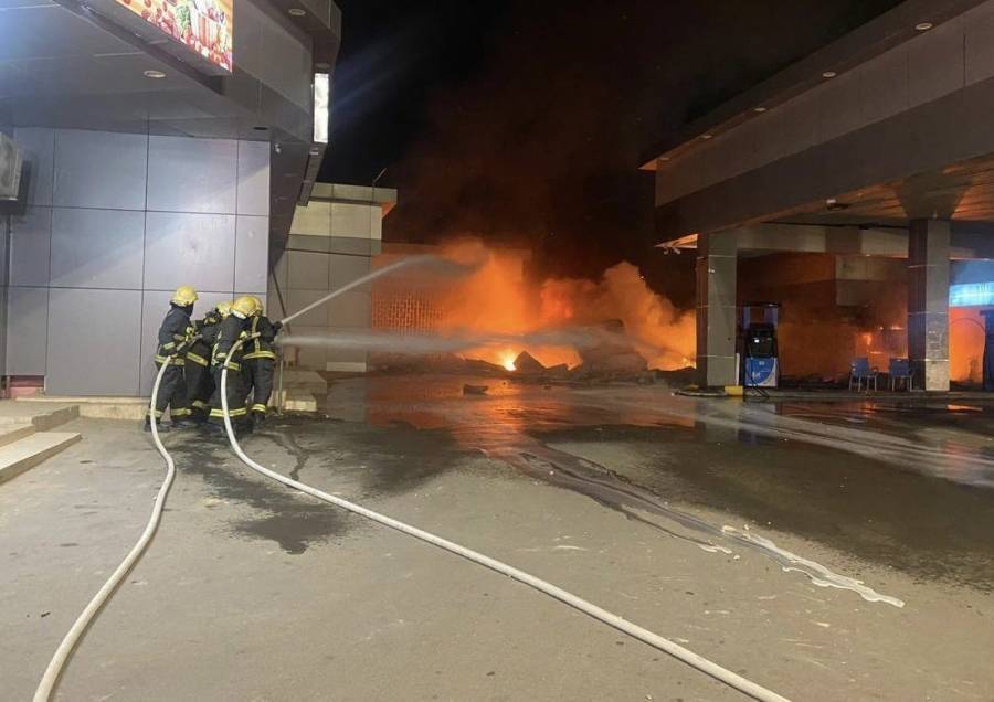 السعودية ..وفاة شخص وإصابة اثنين في اشتعال بمحطة وقود بالقصيم