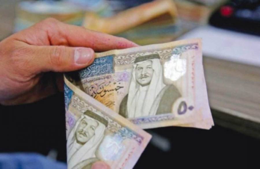 وزارة التعليم العالي والبحث العلمي تعلن عن صرف بدل دعم المحروقات لطلبة الجامعات... تفاصيل