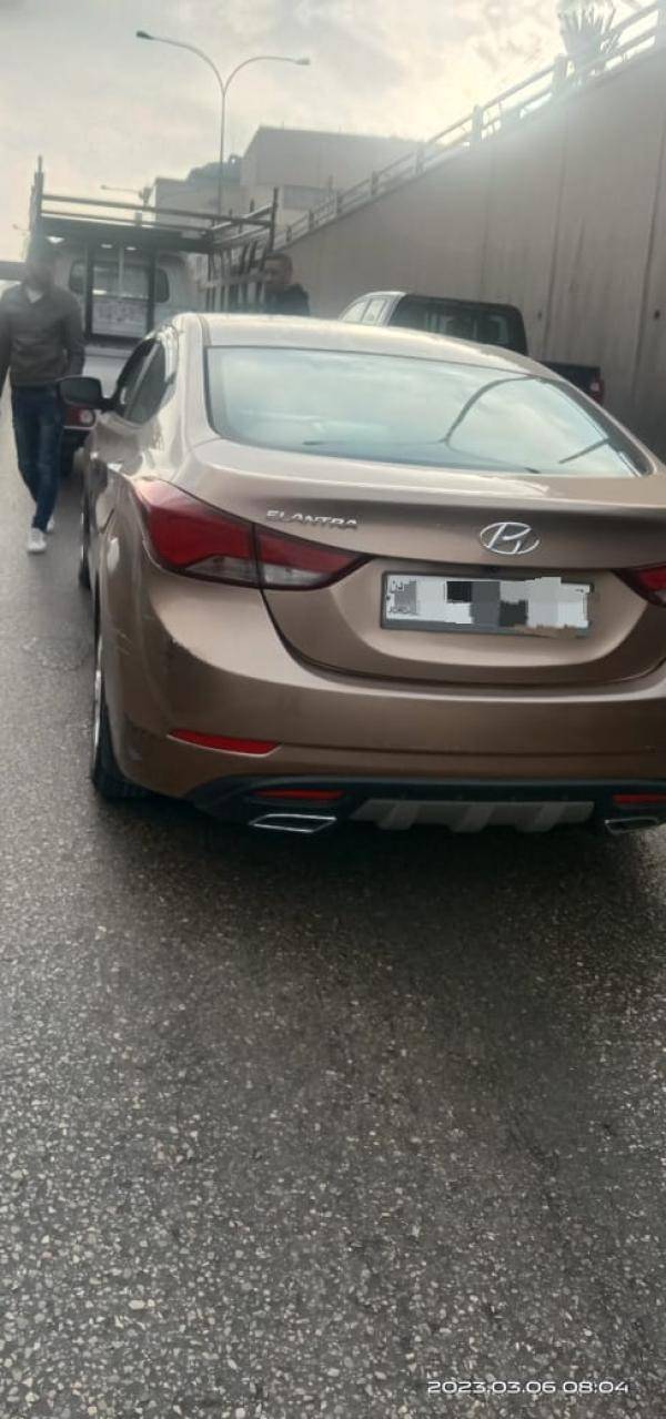 تعطل مركبة داخل نفق السابع