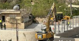 الاحتلال يهدم منزلين في حي واد الجوز بالقدس