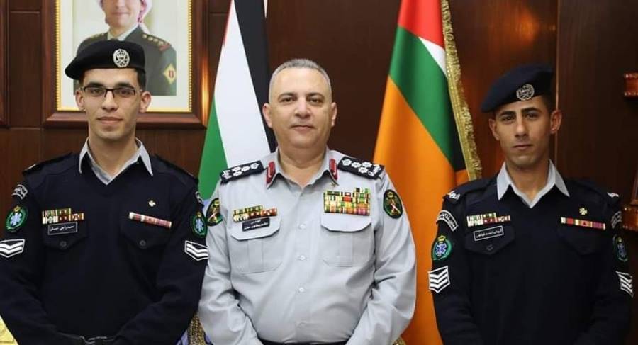 مدير الدفاع المدني يكرم فريق من المسعفين لإنقاذهم طفل في البلقاء