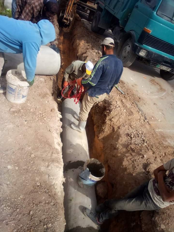 بلدية مادبا الكبرى تستمر في تنفيذ مشاريع تصريف مياه الأمطار.