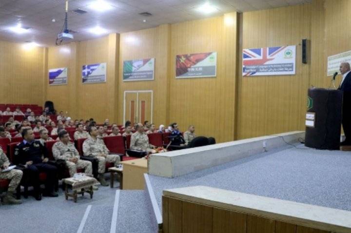 يوم علمي في قيادة معهد اللغات العسكري