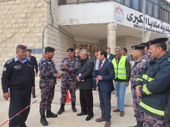 تدريب وهمي في بلدية مادبا الكبرى والرواجيح جهاز البلدية رديف لجهاز الدفاع المدني.
