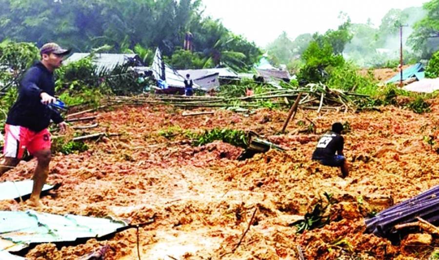 عشرات القتلى والمفقودين في انزلاق تربة بإندونيسيا