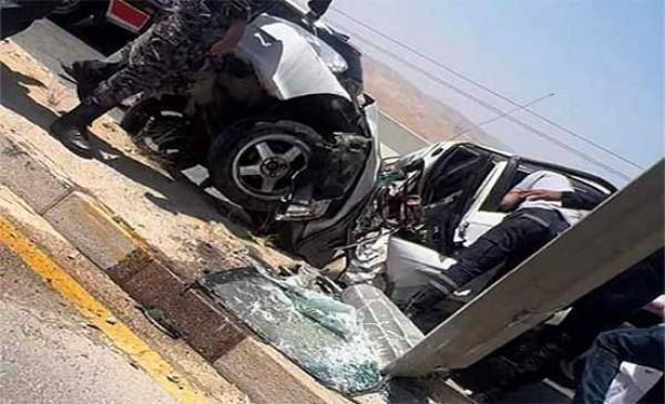7 إصابات بحادث تصادم مركبتين على طريق العدسية