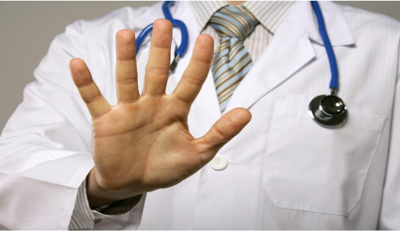 استشاري أمراض قلب أردني: 3 أدوية بتجلطني!