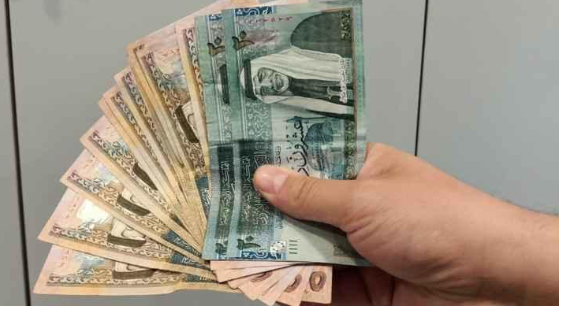 مستحقات مسائي مدارس السوريين في البنوك