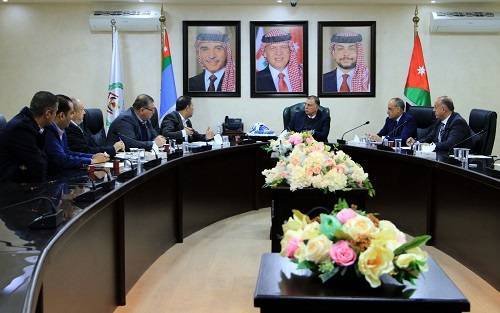 الفراية يلتقي مجلس ادارة جمعية مستثمري شرق عمان الصناعية