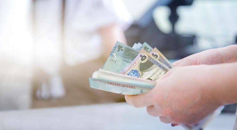 تجار الالبسة يطالبون بتأجيل اقساط البنوك لشهرين على الاقل