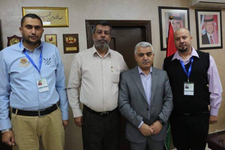 الحجاج يلتقي أعضاء اللجنة الثقافية والاجتماعية لنادي شباب العقبة