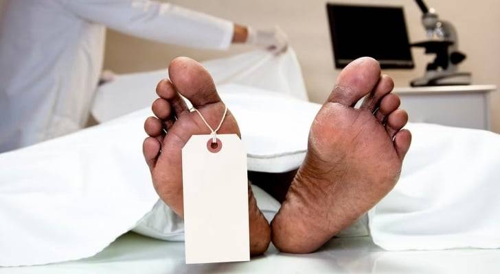 الطب الشرعي يكشف لغز قتل شاب لوالده في الزرقاء