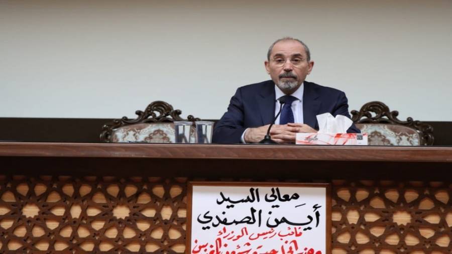 وزير الخارجية: وقف التصعيد في الأراضي الفلسطينية يتطلب وقف إجراءات إسرائيل غير الشرعية