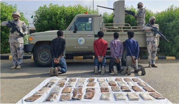 السعودية ..حرس الحدود يحبط تهريب أكثر من (52) طن قات و (1.5) طن حشيش