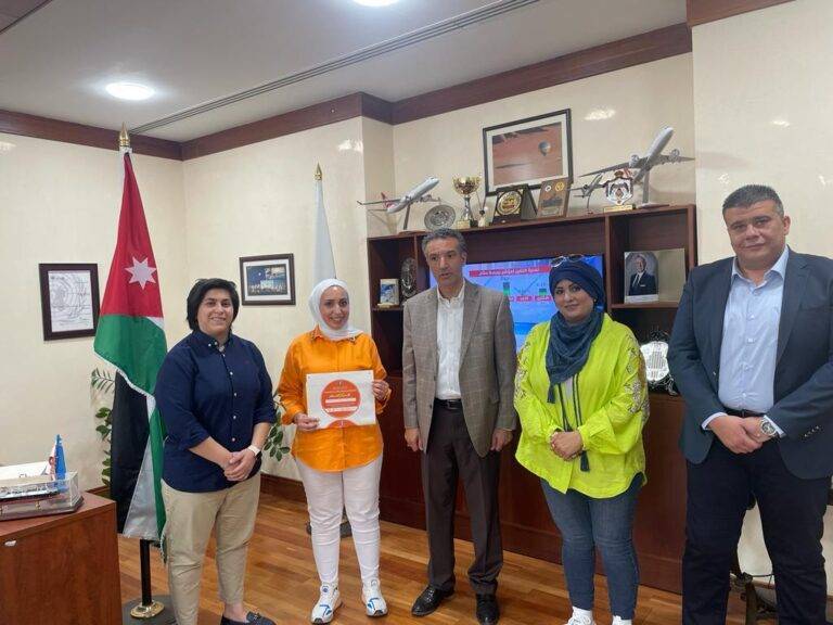 مبادرة “اترك أثرا” بالعقبة تطلق حملة الأردن يتحدى السرطان