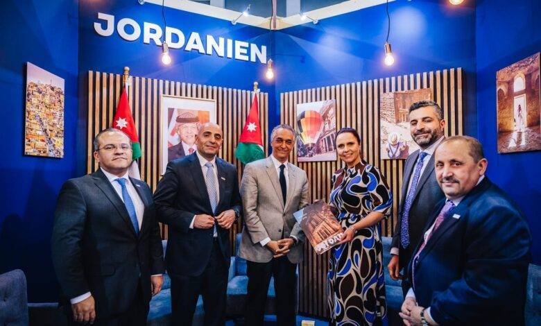 الاردن يوقع 4 اتفاقيات للطيران العارض الى العقبة