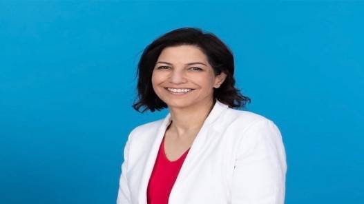 هديل عبد العزيز تحصد جائزة المرأة الشجاعة الدولية لدورها في حقوق الإنسان