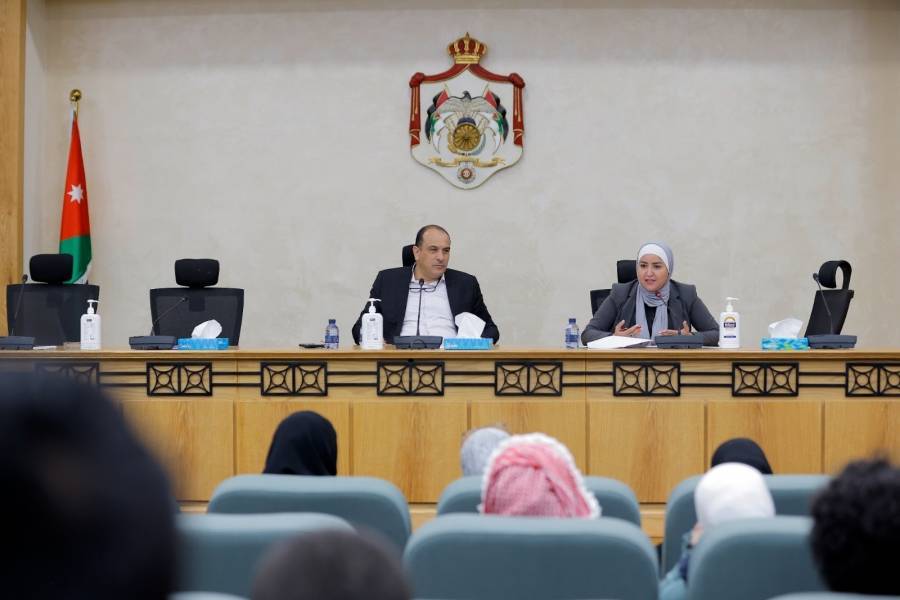 العياصرة وشريم يلتقيان وفد شبابي من مشروع أنت رائعة 