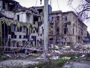 غارات أوكرانية على مستودعات أسلحة.. ورد روسي انتقامي