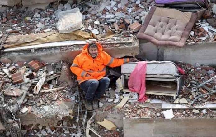 ارتفاع عدد ضحايا الزلزال في تركيا الى 47,932 قتيلا