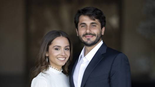 المملكة تبث اليوم حفل زفاف الأميرة إيمان