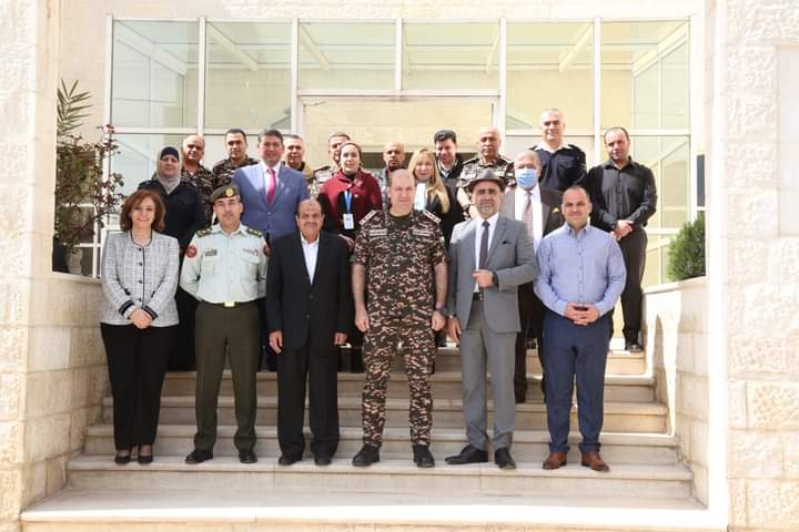 خلال زيارة للتحالف الوطني لتعزيز مكافحة المخدرات.. اتساع التجارة الإلكترونية وانتشارها بالمنازل وإمكانية التهريب عبرها أبرز تحديات إدارة مكافحة التهريب