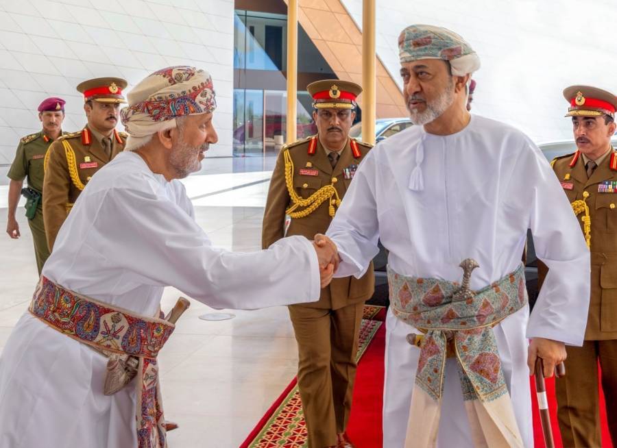 بالصور السلطان هيثم بن طارق يفتتح رسمياً متحف عُمان عبر الزمان..