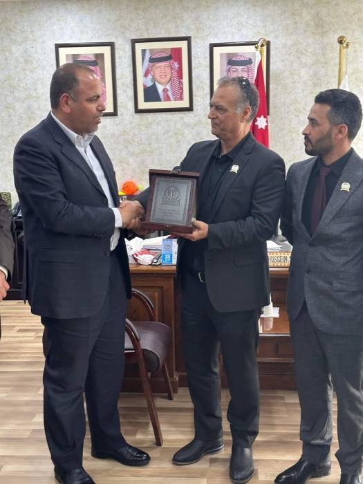 وفد من شباب الجمعية الاسترالية الاردنية  يشاركون في معسكرات الحسين الصيفية 2023 ...صور 