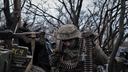 معارك عنيفة للسيطرة على وسط باخموت في أوكرانيا