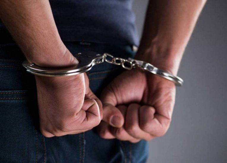 البلقاء: توقيف شخص يبيع لحوما للملاحم وأجبانا للأسواق دون تراخيص