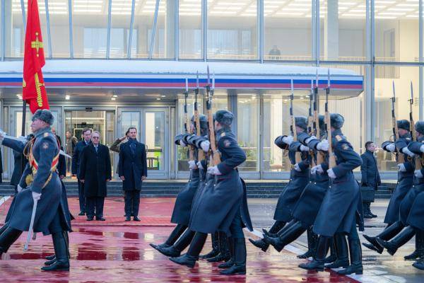 الرئيس السوري يصل إلى موسكو في زيارة رسمية