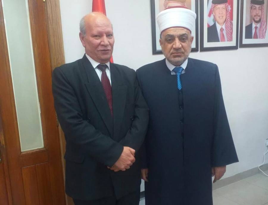 وزير الأوقاف يلتقي رئيس مبادرة مشروعك وطنك صباح اليوم