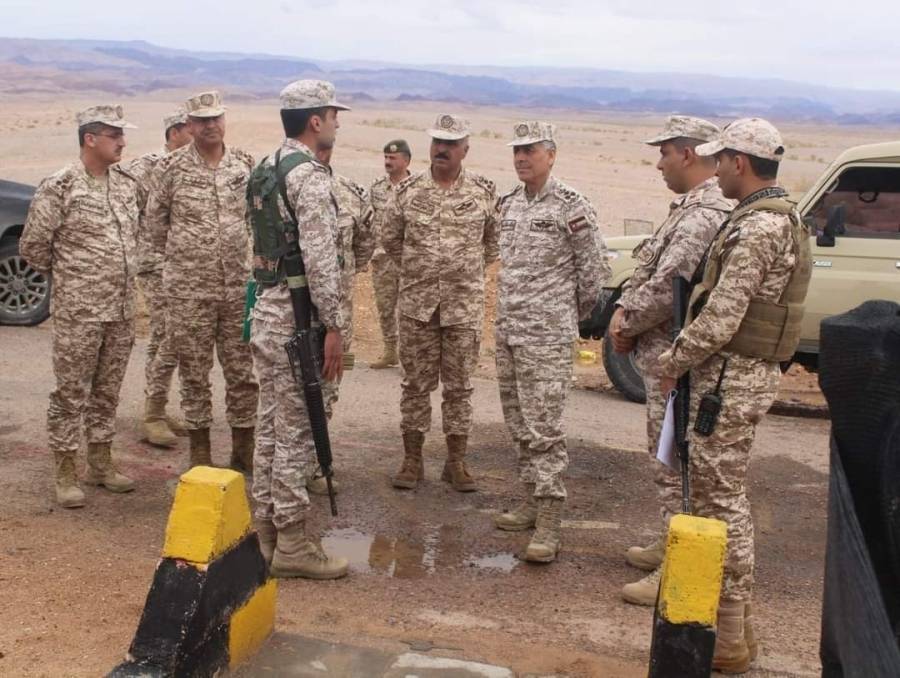 نائب رئيس هيئة الأركان المشتركة يتفقد كتيبة حرس الحدود الثامنة الملكية في المنطقة العسكرية الجنوبية ..صور