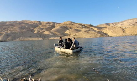 بالصور.. الصحافي القرالة يروي قصة (قارب ذيبان)