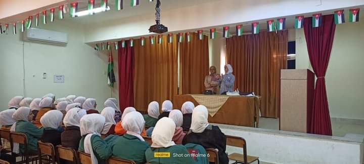 نشاط عن العمل التطوعي في مركز شابات مؤاب