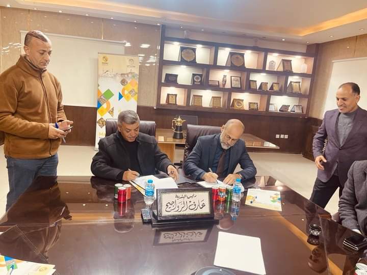 بلدية مادبا الكبرى وكوكا كولا توقعان اتفاقية إعادة تدوير واستهلاك المياه لري الاشجار