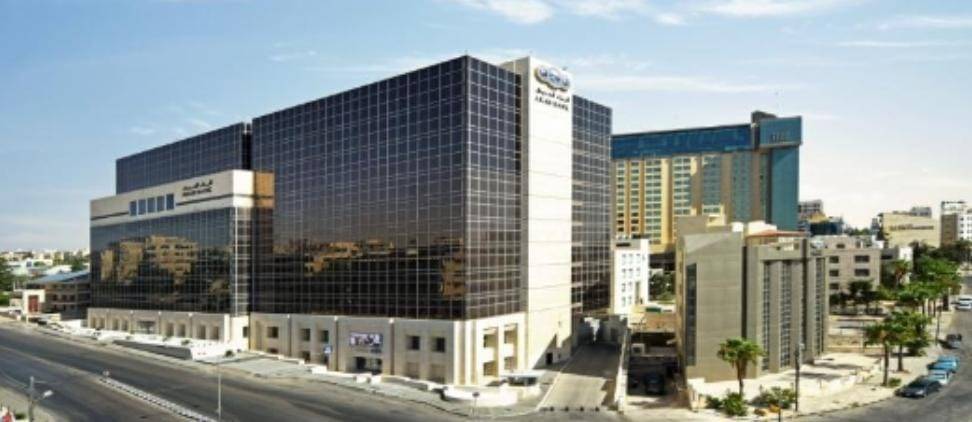 البنك العربي يدعم مشروع التمكين الاقتصادي للمرأة بالتعاون مع دار أبوعبداللّه